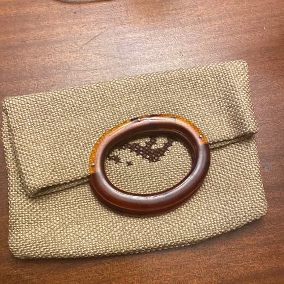 Burlap woven clutch - Picture 2 of 4